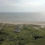 10 Person In *