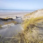 10 Person In * Blåvand