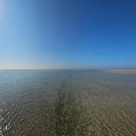 10 Person In * Blåvand